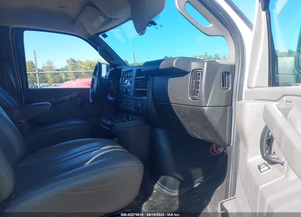 2020 GMC SAVANA CARGO RWD 2500 REGULAR WHEELBASE WORK VAN VIN: 1GTW7AFG3L1144754