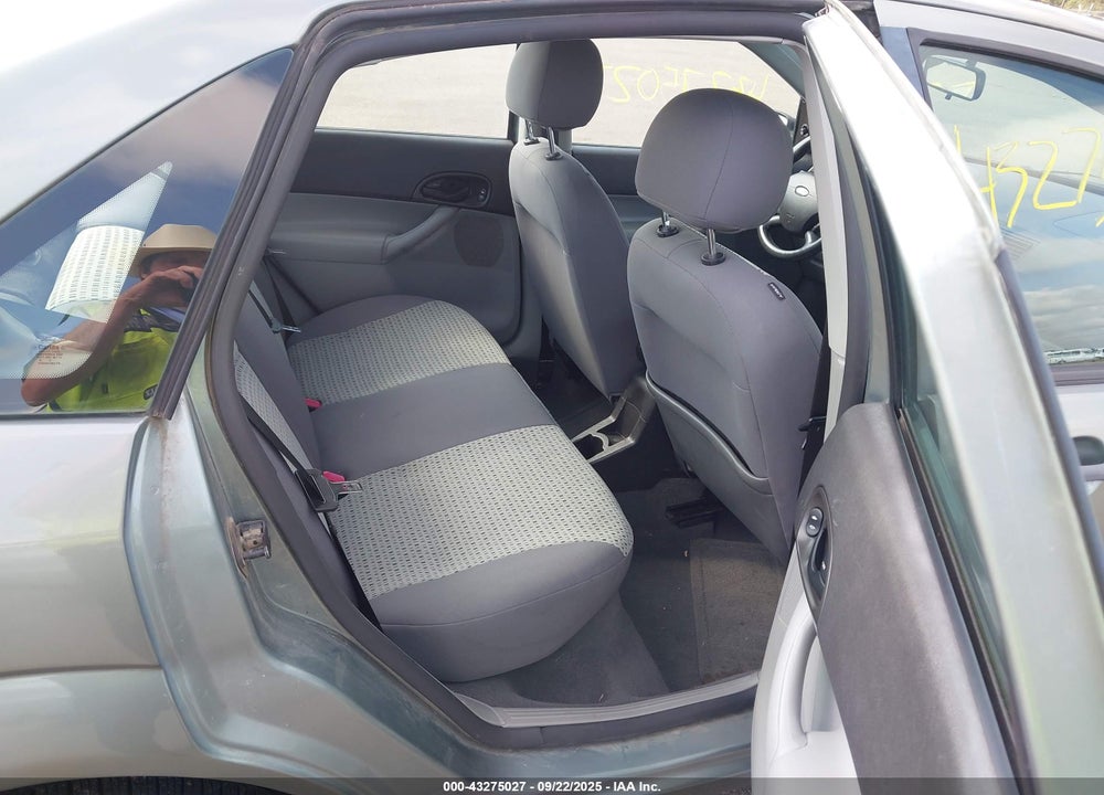 2006 FORD FOCUS ZX4 VIN: 1FAHP34N66W246987