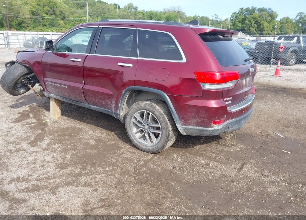 2017 JEEP GRAND CHEROKEE VIN: 1C4RJFBGXHC811607