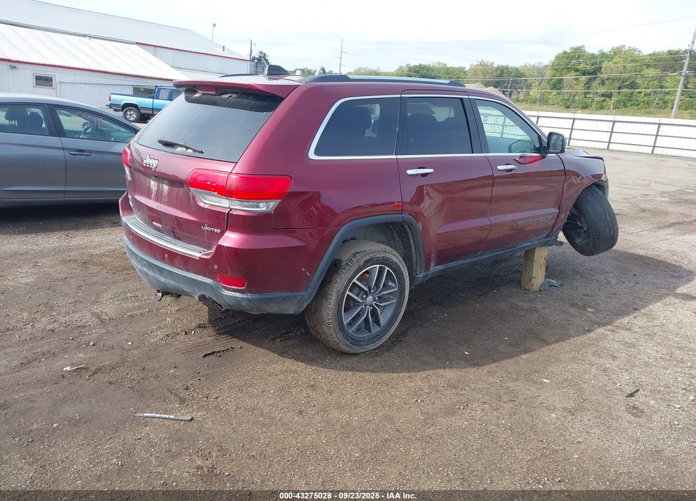 2017 JEEP GRAND CHEROKEE VIN: 1C4RJFBGXHC811607