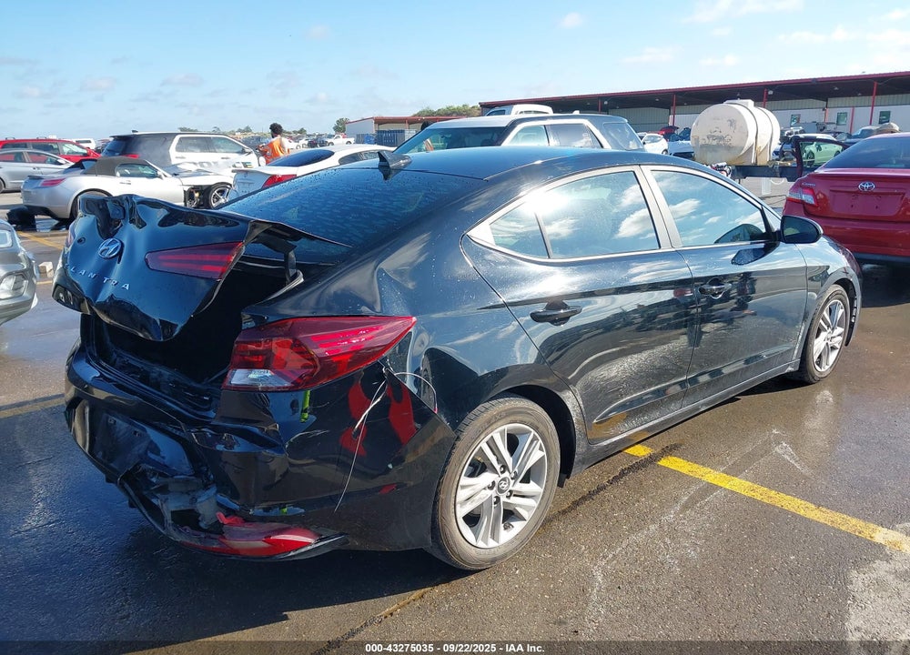 2019 HYUNDAI ELANTRA VIN: KMHD84LF4KU835429
