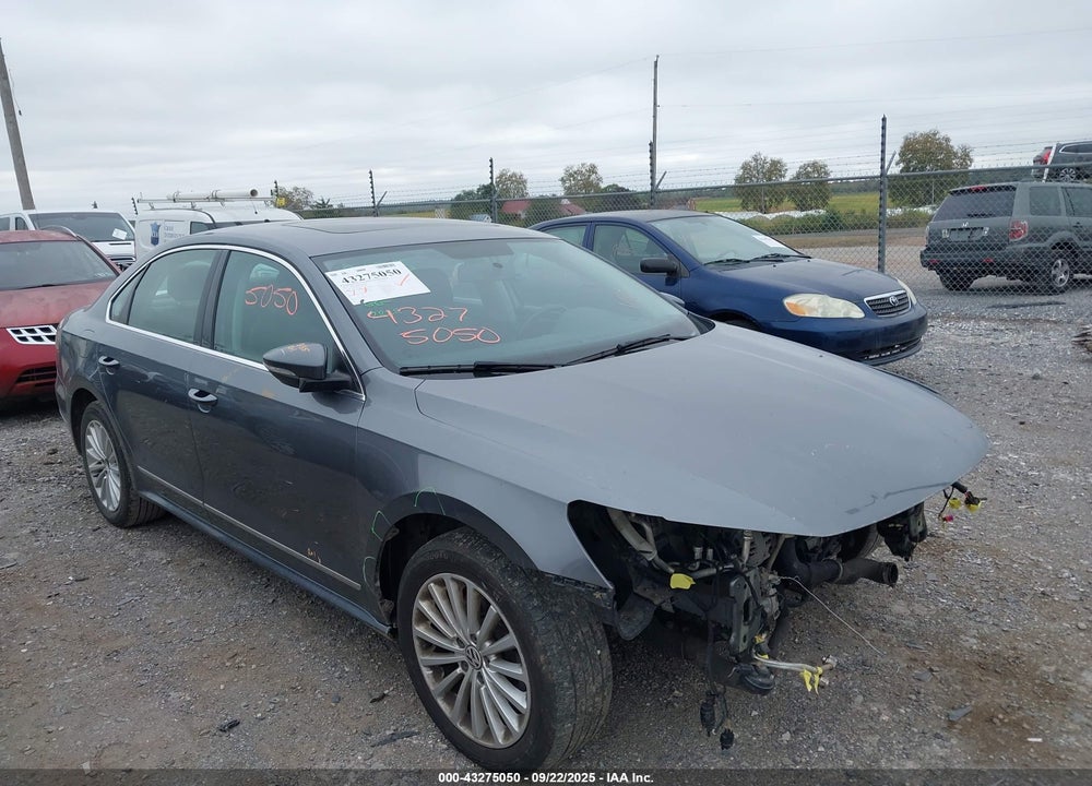 2017 VOLKSWAGEN PASSAT VIN: 1VWBT7A3XHC035041