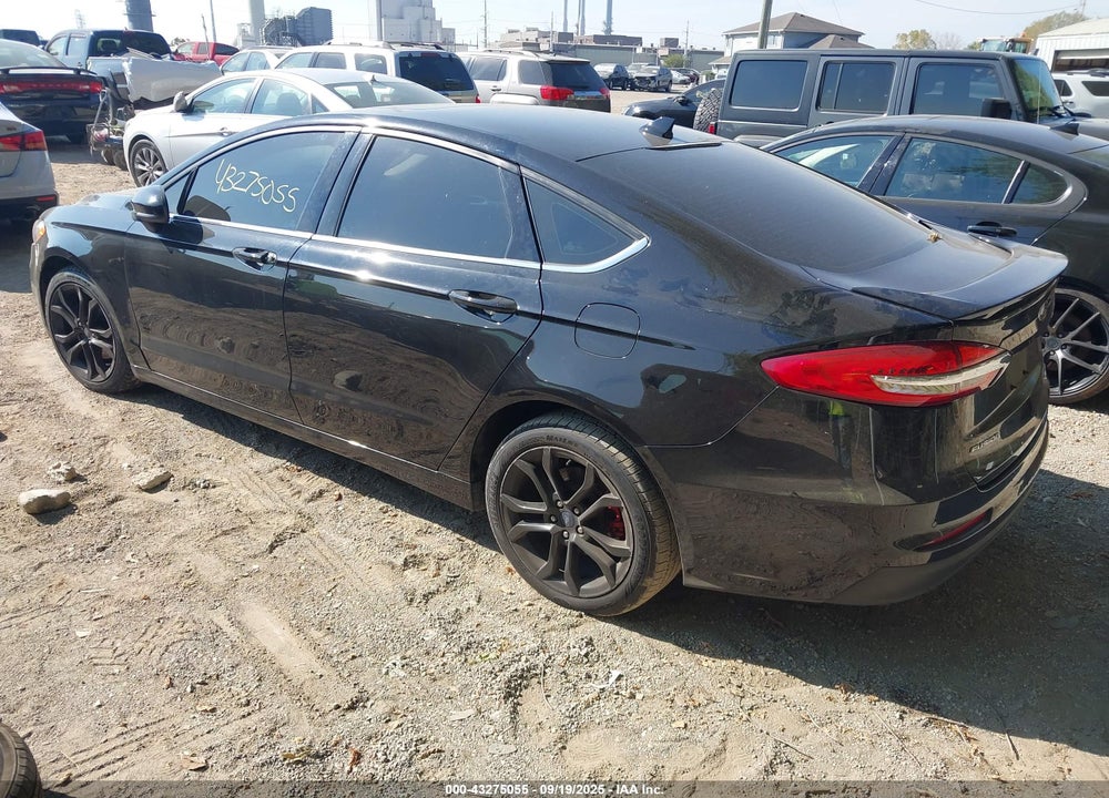 2019 FORD FUSION SE VIN: 3FA6P0HD5KR131317