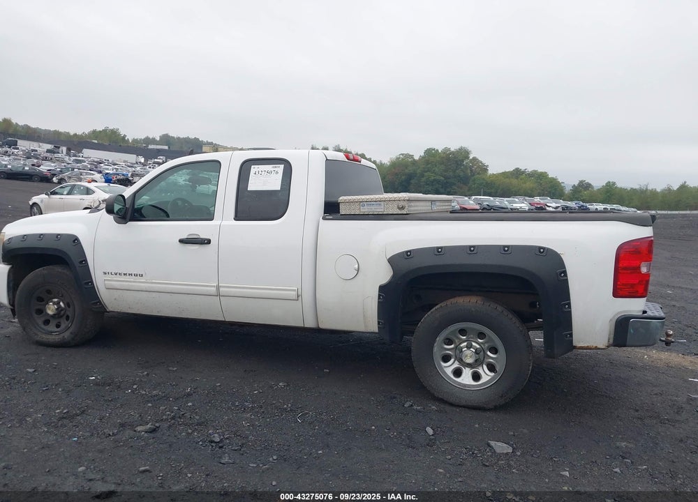 2010 CHEVROLET SILVERADO 1500 VIN: 1GCSKREA2AZ120372