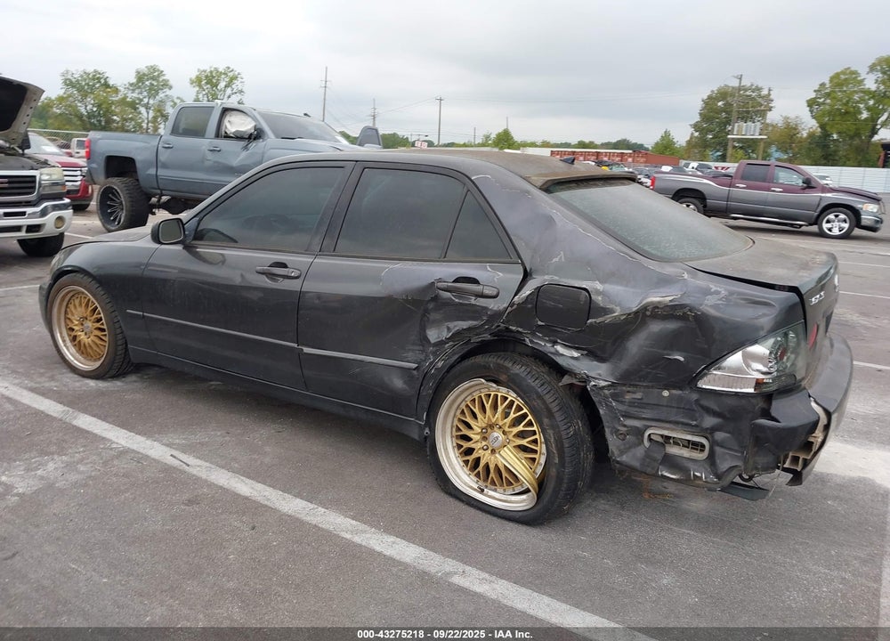 2002 LEXUS IS 300 VIN: JTHBD192X20061882