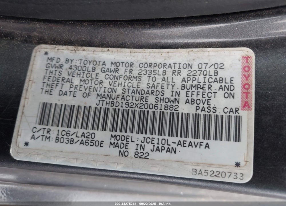 2002 LEXUS IS 300 VIN: JTHBD192X20061882