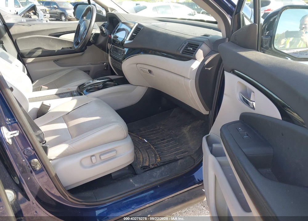 2017 HONDA PILOT ELITE VIN: 5FNYF6H08HB067242