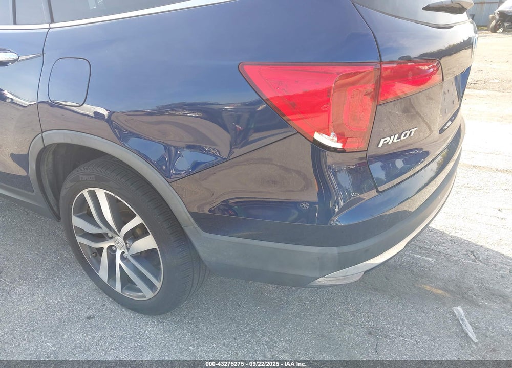 2017 HONDA PILOT ELITE VIN: 5FNYF6H08HB067242