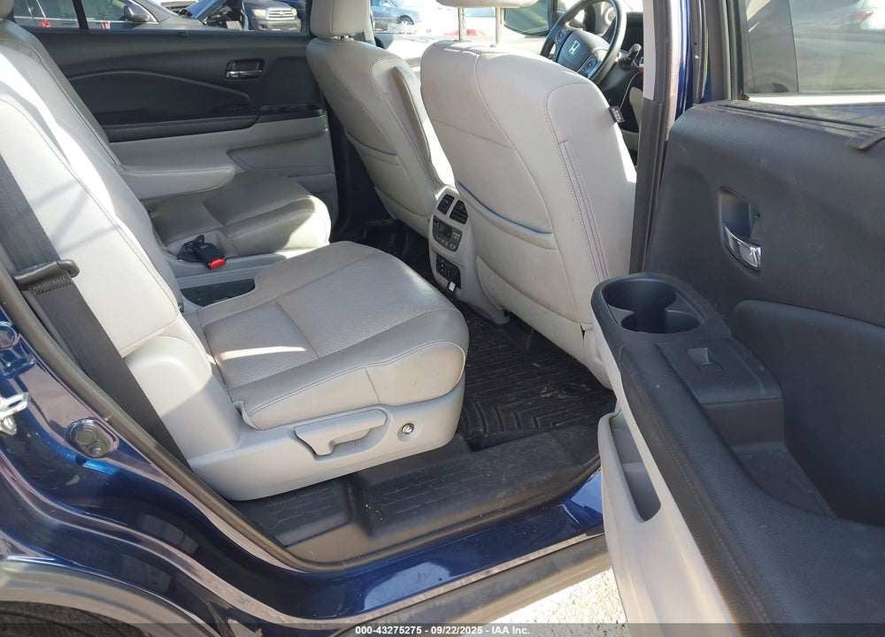 2017 HONDA PILOT ELITE VIN: 5FNYF6H08HB067242