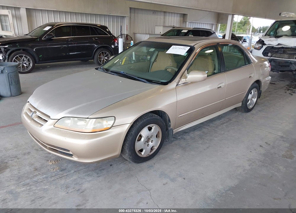 2001 HONDA ACCORD 3.0 EX VIN: 1HGCG16571A033690
