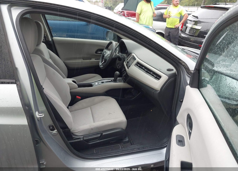 2018 HONDA HR-V LX VIN: 3CZRU6H3XJG704615