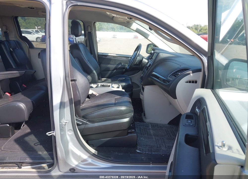 2014 CHRYSLER TOWN & COUNTRY TOURING VIN: 2C4RC1BG9ER398711