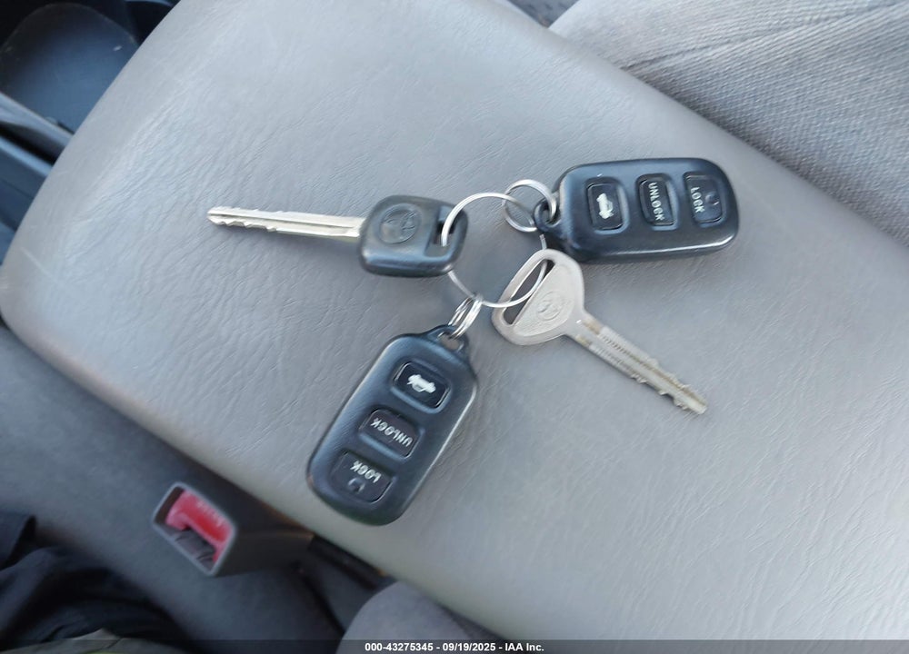 2003 TOYOTA CAMRY LE VIN: 4T1BE32K43U228022