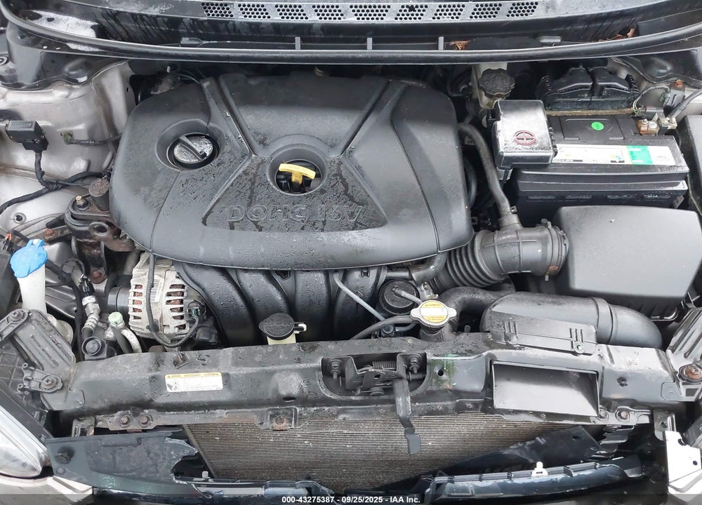 2012 HYUNDAI ELANTRA VIN: 5NPDH4AE1CH092867