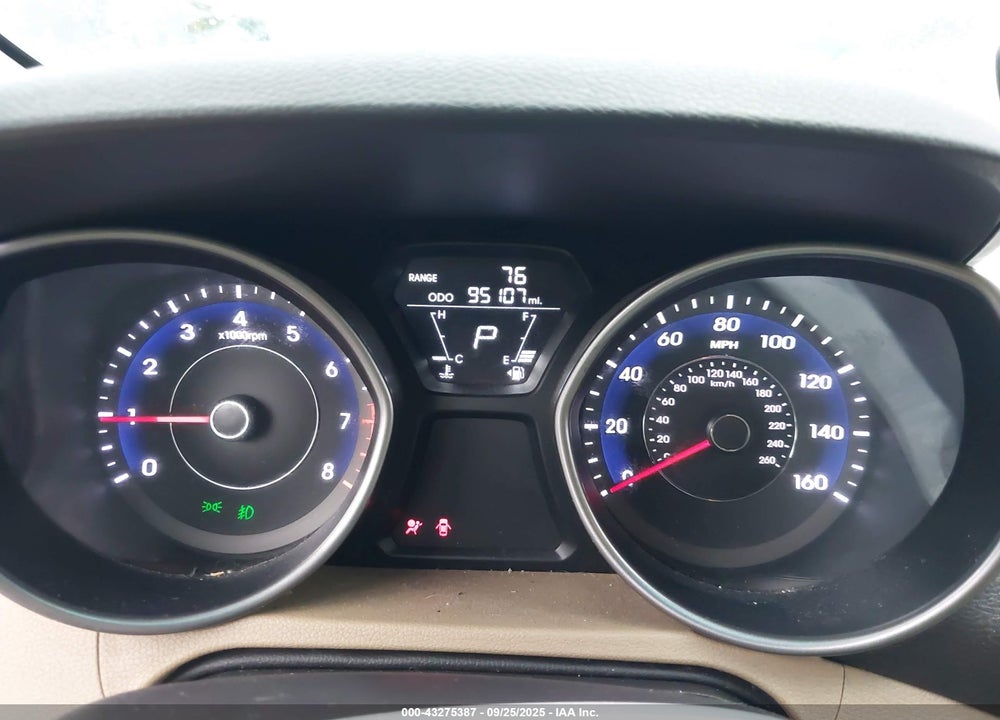 2012 HYUNDAI ELANTRA VIN: 5NPDH4AE1CH092867