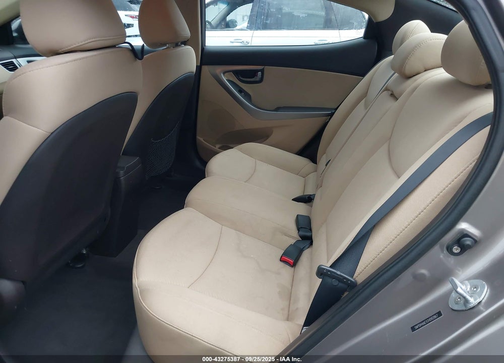 2012 HYUNDAI ELANTRA VIN: 5NPDH4AE1CH092867