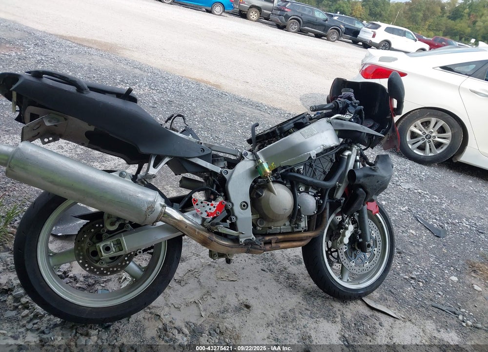 2007 KAWASAKI ZX600 J1 VIN: JKAZX4J137A065716