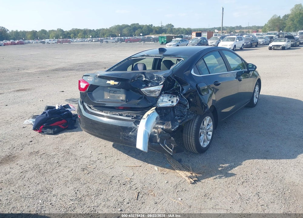 2019 CHEVROLET CRUZE VIN: 1G1BE5SM9K7124181