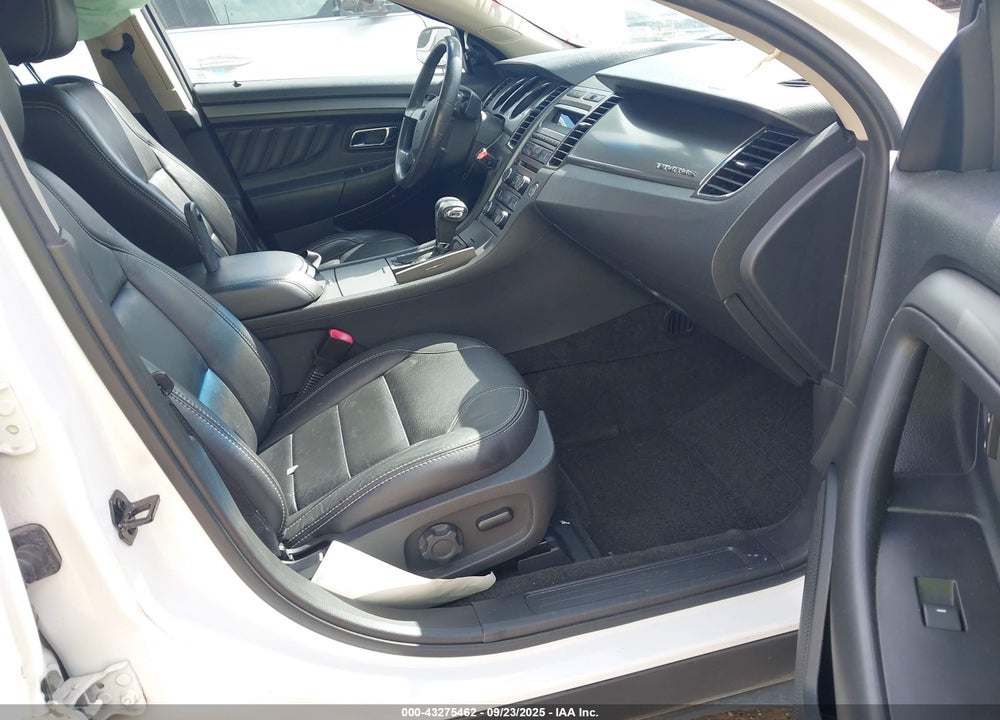 2011 FORD TAURUS VIN: 1FAHP2EW4BG190702