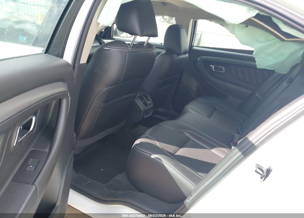 2011 FORD TAURUS VIN: 1FAHP2EW4BG190702
