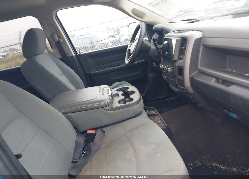 2014 RAM 2500 TRADESMAN VIN: 3C6UR5HL6EG251862