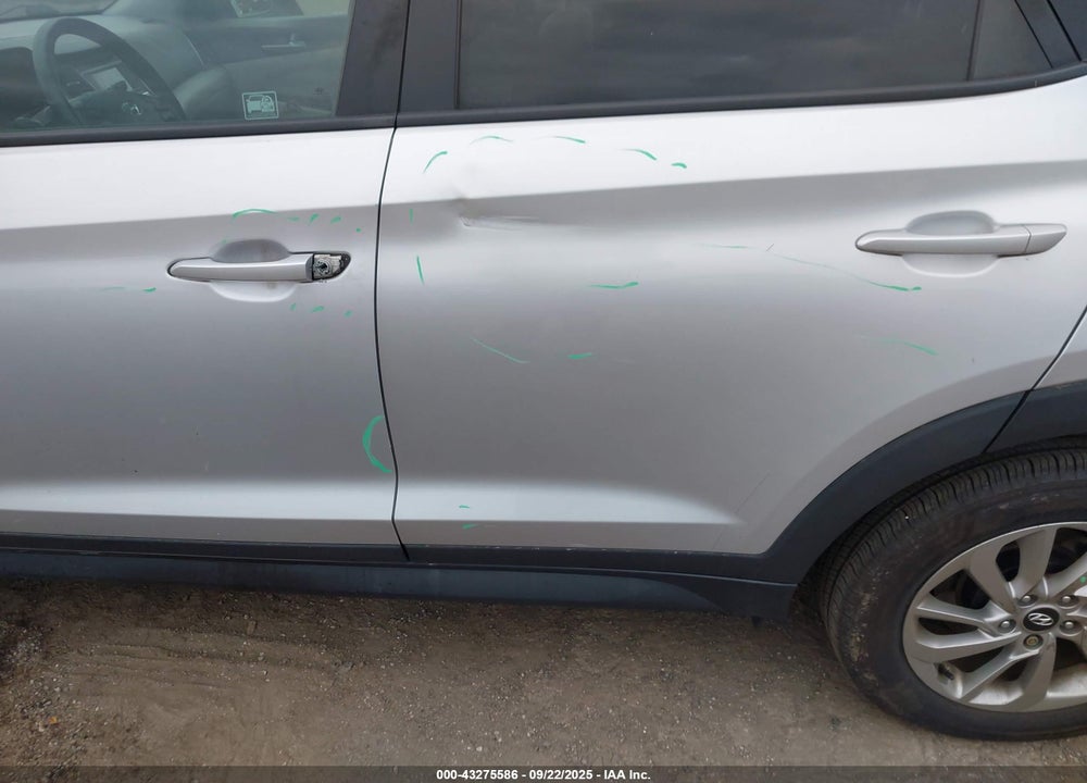 2018 HYUNDAI TUCSON SE VIN: KM8J2CA48JU818227