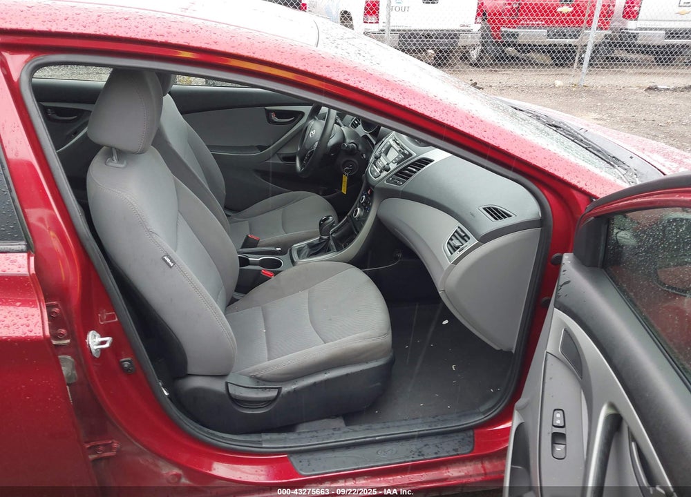 2014 HYUNDAI ELANTRA SE VIN: 5NPDH4AE2EH541864