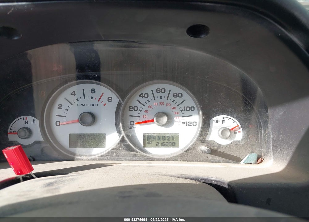 2007 FORD ESCAPE LIMITED VIN: 1FMCU04107KA65817