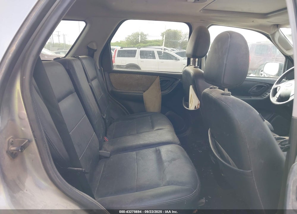 2007 FORD ESCAPE LIMITED VIN: 1FMCU04107KA65817