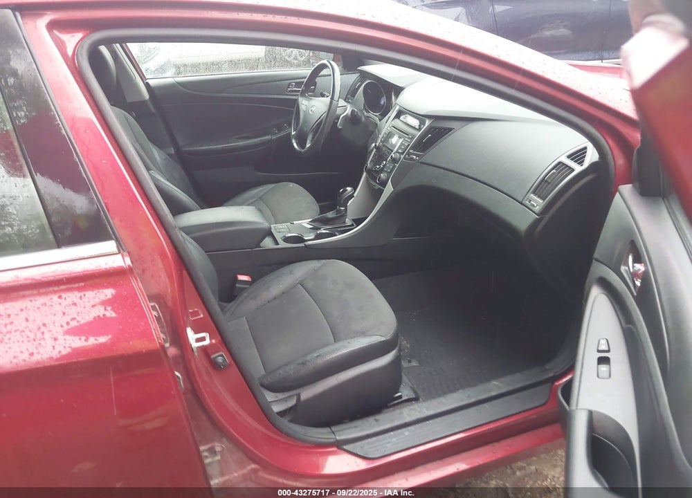 2013 HYUNDAI SONATA VIN: 5NPEC4AB9DH732463