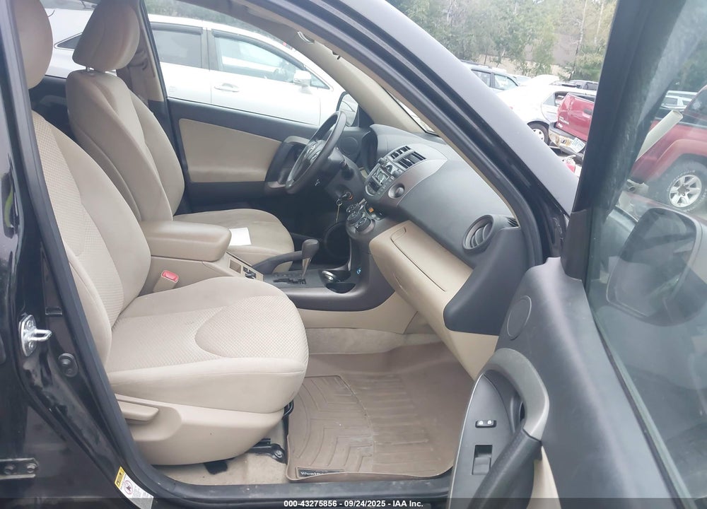 2011 TOYOTA RAV4 VIN: 2T3BF4DV4BW083645