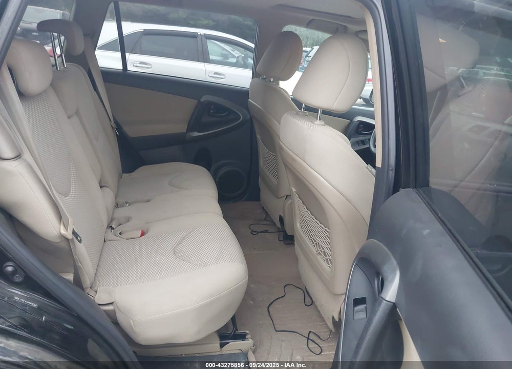 2011 TOYOTA RAV4 VIN: 2T3BF4DV4BW083645