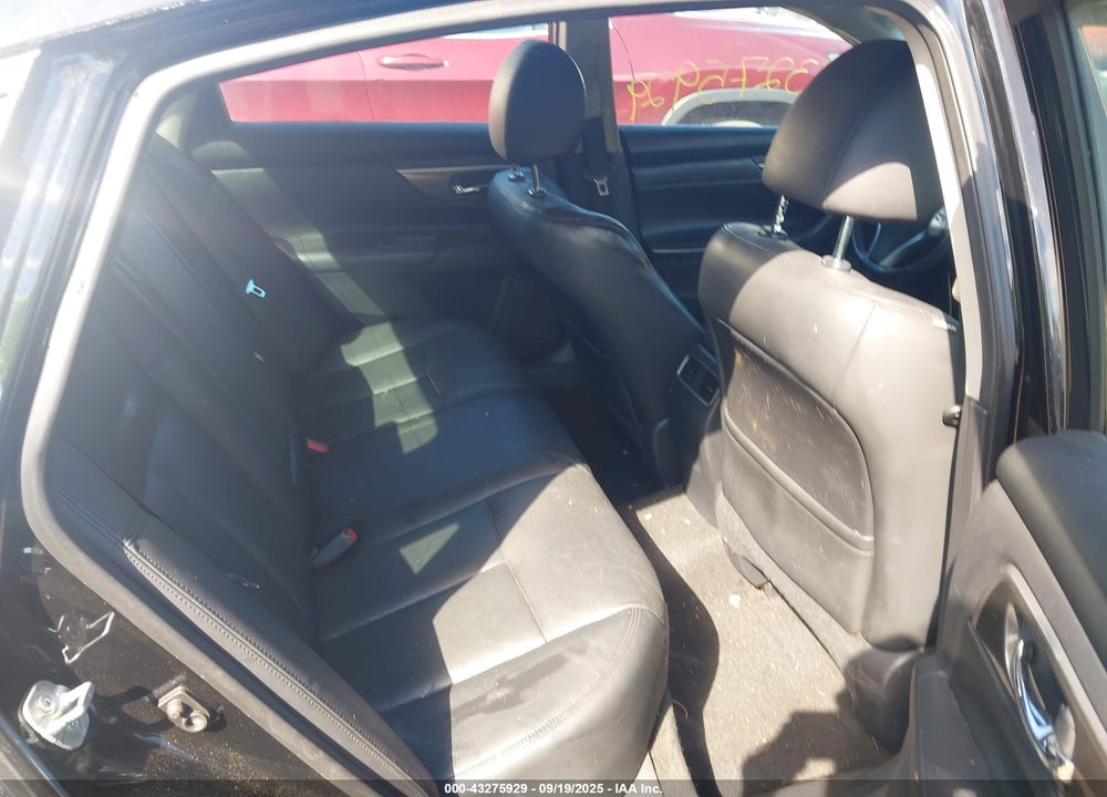 2015 NISSAN ALTIMA VIN: 1N4AL3AP0FN345359