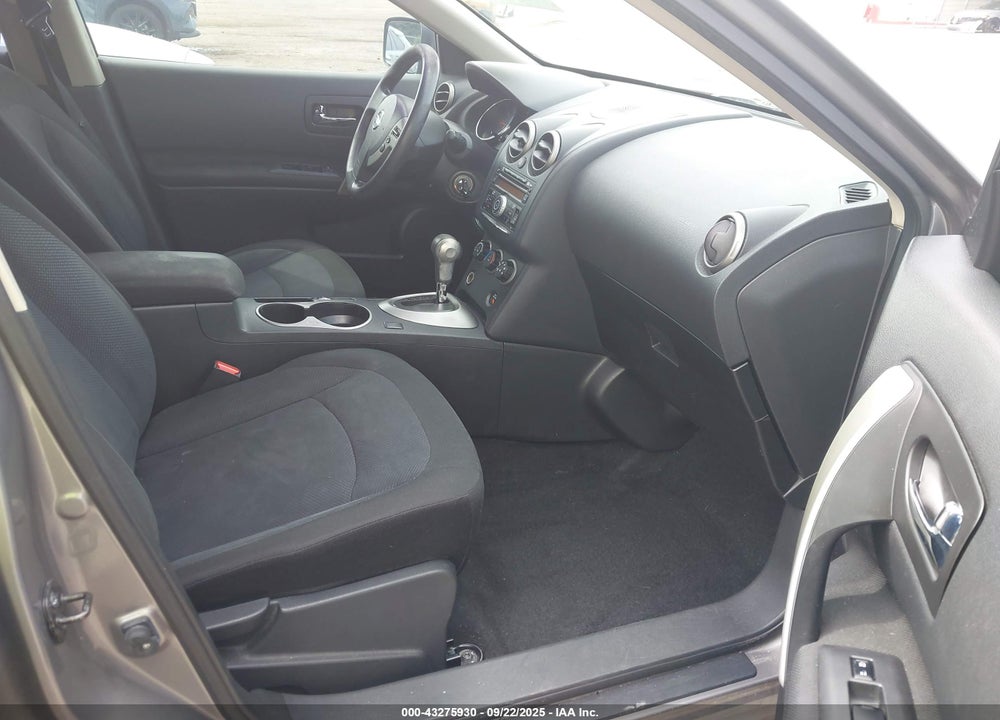 2013 NISSAN ROGUE VIN: JN8AS5MT2DW026140