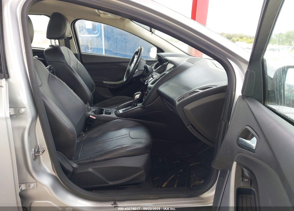 2013 FORD FOCUS VIN: 1FADP3K28DL142507