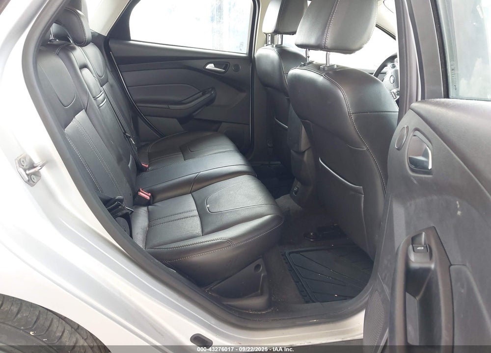 2013 FORD FOCUS VIN: 1FADP3K28DL142507