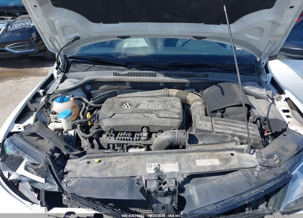 2015 VOLKSWAGEN JETTA VIN: 3VWD17AJ1FM326245