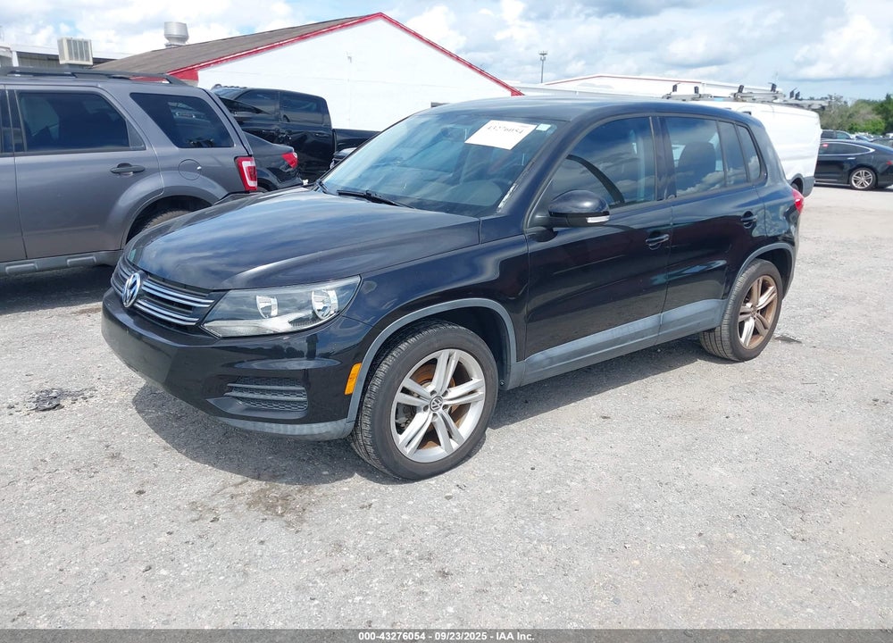 2013 VOLKSWAGEN TIGUAN VIN: WVGCV3AX6DW595821