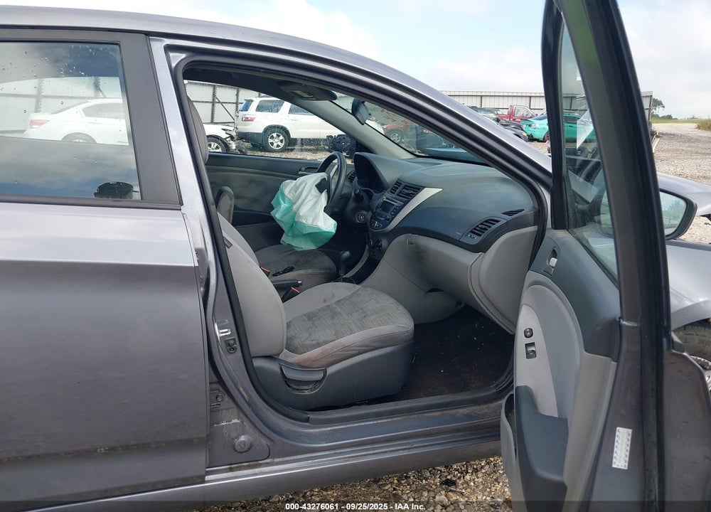 2017 HYUNDAI ACCENT SE VIN: KMHCT4AE5HU321831