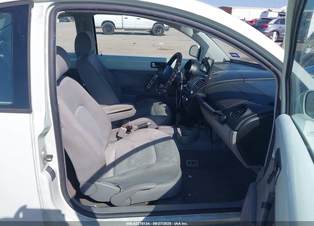 2002 VOLKSWAGEN NEW BEETLE GLS VIN: 3VWCB21CX2M455947