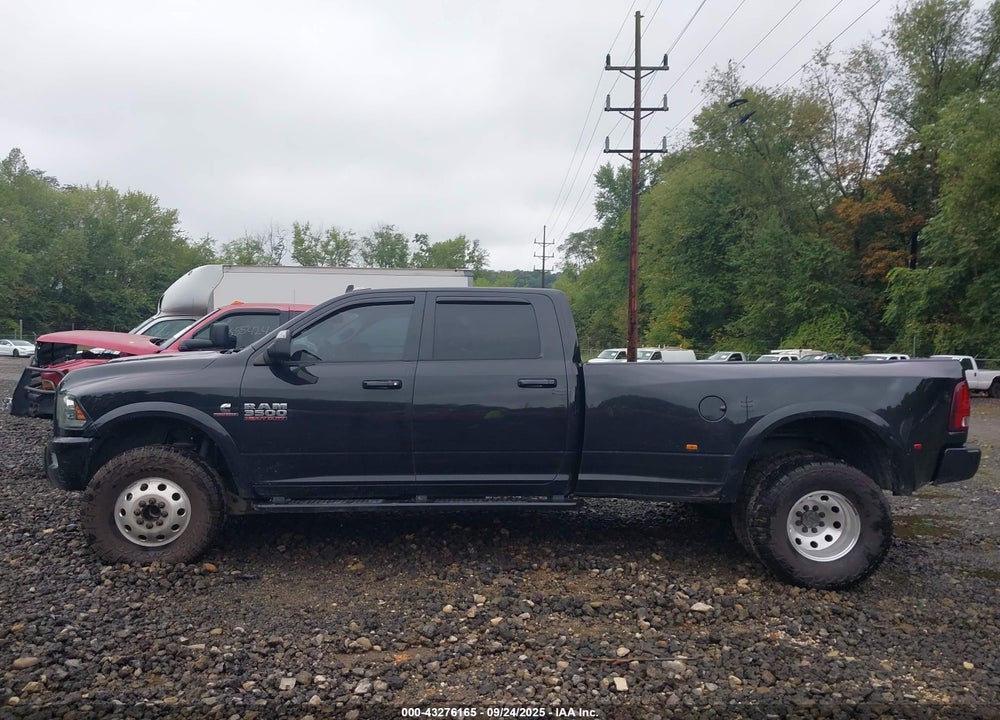 2018 RAM 3500 LAIE  4X4 8' BOX VIN: 3C63RRJL3JG429332