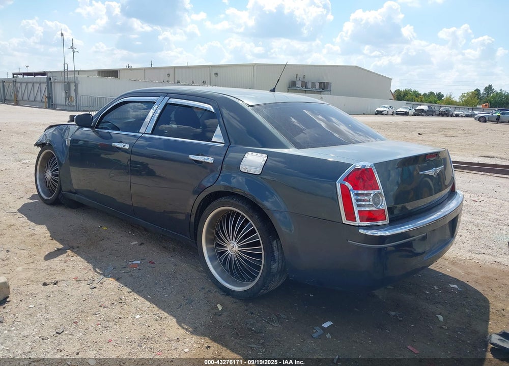 2008 CHRYSLER 300 VIN: 2C3KA43R98H125016