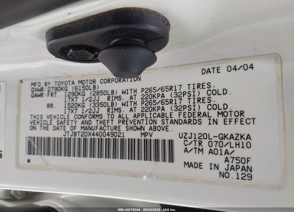 2004 LEXUS GX 470 VIN: JTJBT20X440049021