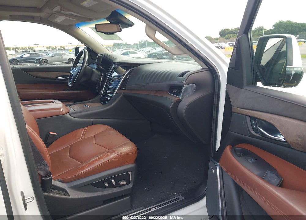2016 CADILLAC ESCALADE ESV VIN: 1GYS3JKJ6GR210873