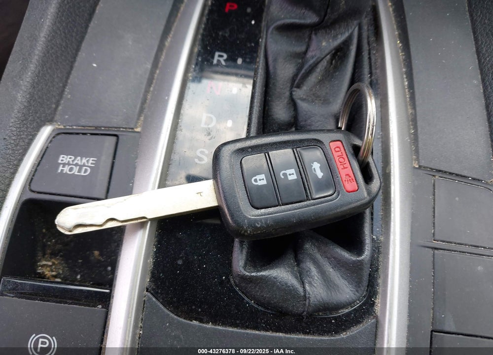 2016 HONDA CIVIC VIN: 19XFC2F51GE218871