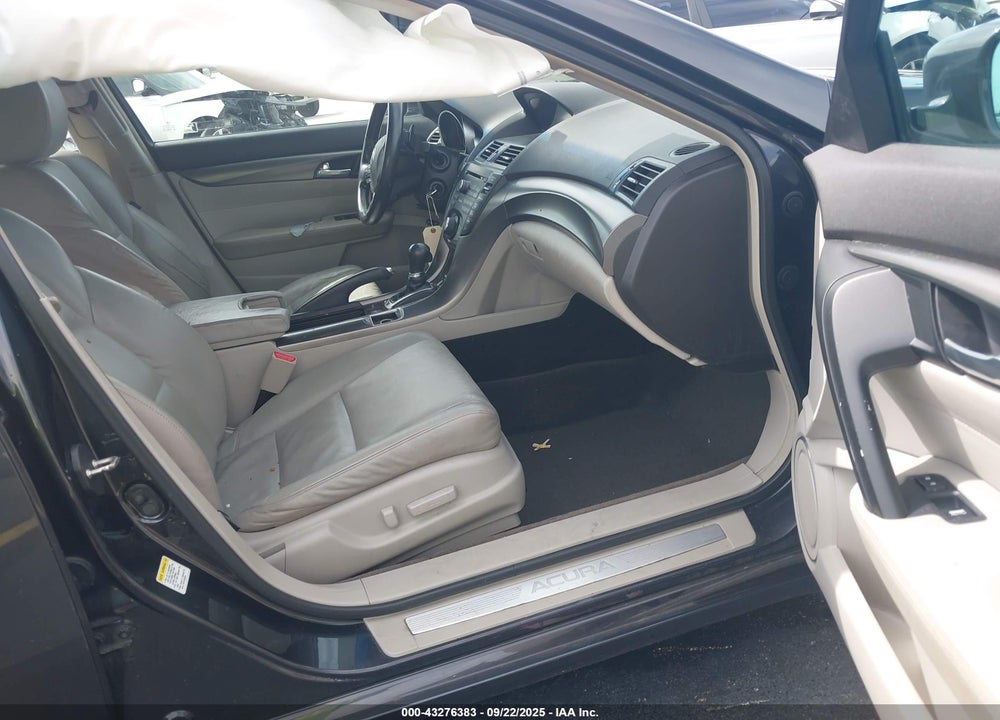 2012 ACURA TL VIN: 19UUA8F22CA027559