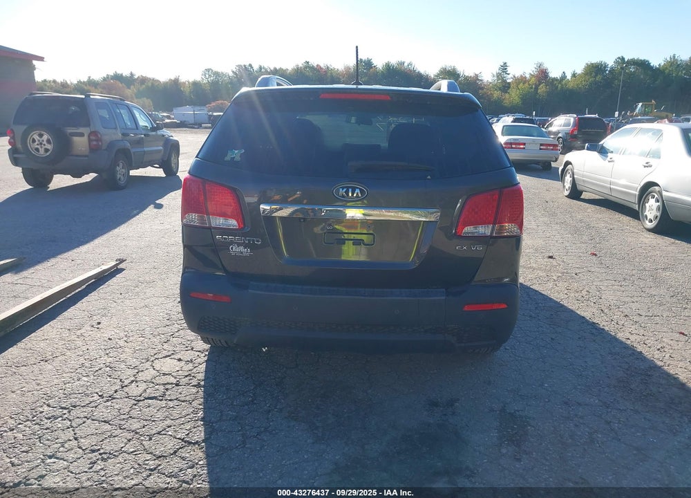 2012 KIA SORENTO EX V6 VIN: 5XYKUDA25CG199405