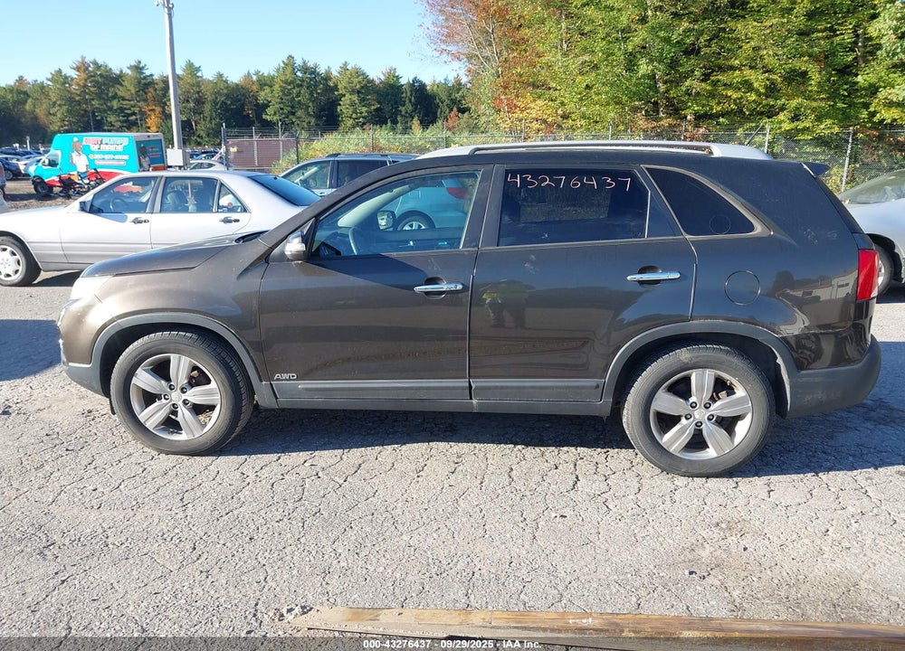 2012 KIA SORENTO EX V6 VIN: 5XYKUDA25CG199405