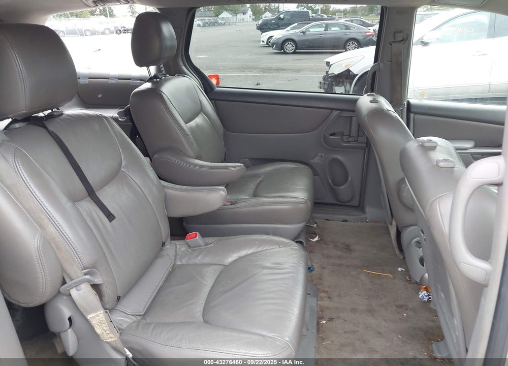 2010 TOYOTA SIENNA LE VIN: 5TDKK4CC5AS332336