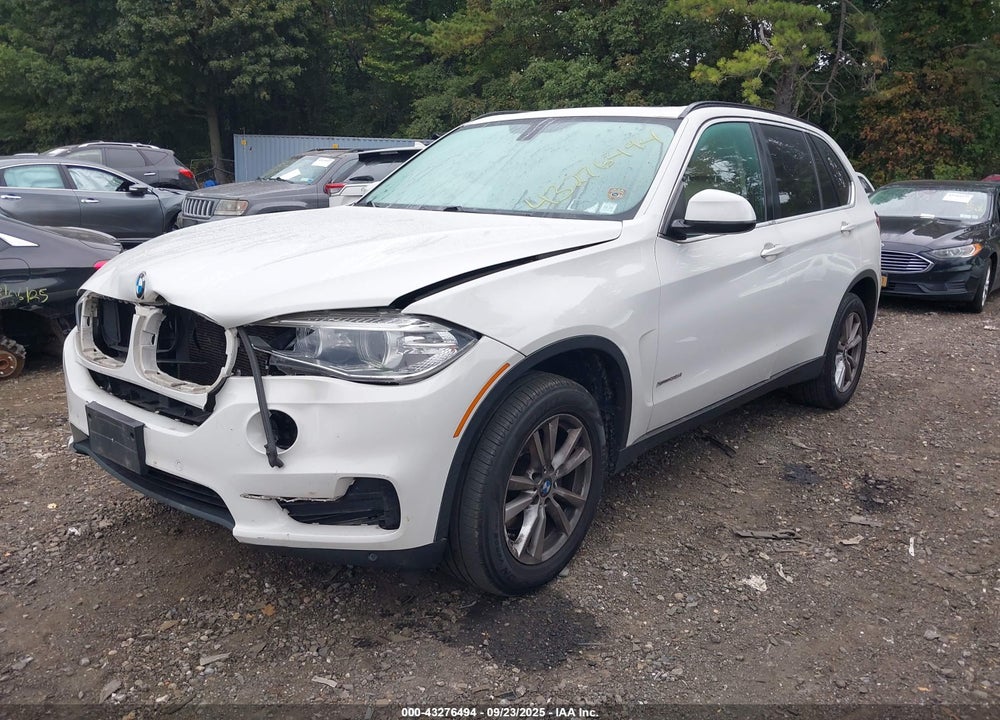 2015 BMW X5 VIN: 5UXKR0C52F0P13527